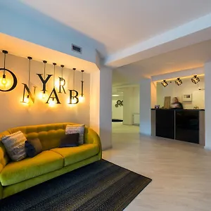 Onyarbi Hotel